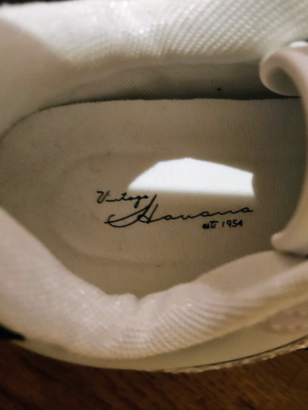 Vintage Havana White Low-Top Sneaker with Subtle Silver Accents - Picture 2 of 4